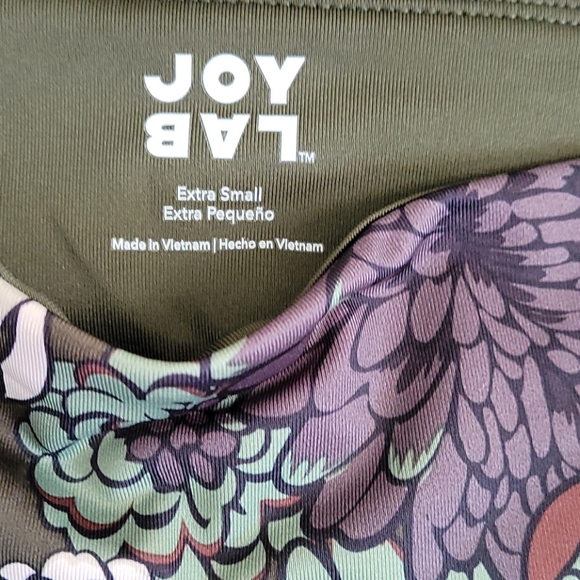 NWOT- 3 Flower Power 3 Pack leggings - Picture 8 of 14